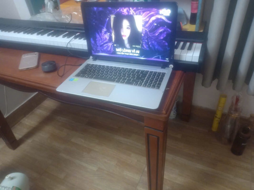sua laptop nan y quan 12 bamsg 21 hoa giay