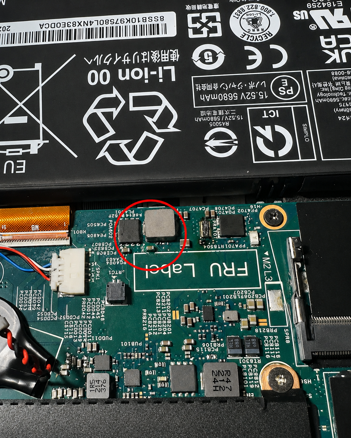 Chân dưới linh kiện trên mainboard Lenovo ThinkPad bị cháy gây chạm và mất nguồn 19V